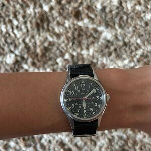 Timex x J.Crew Collaboration unisex Classic Military Navy Watch with 2 straps